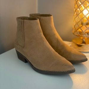 Tan/Brown booties